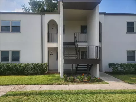 7701 Starkey Rd #219, Seminole, FL 33777