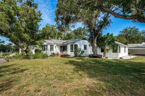 1452 Forest Rd, Clearwater, FL 33755