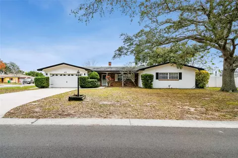 5579 Tangelo Rd, Seminole, FL 33772