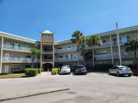 2071 Australia Way W #33, Clearwater, FL 33763