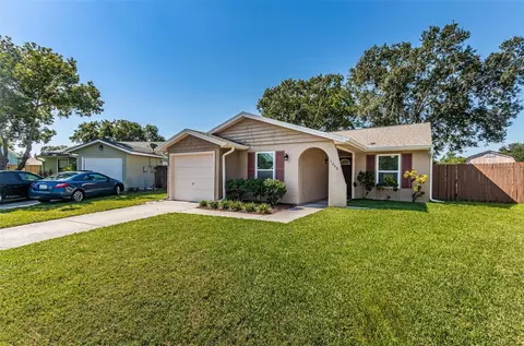 1246 Holly Cir, Oldsmar, FL 34677