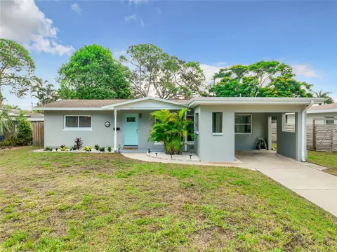 9101 Bay St NE, Saint Petersburg, FL 33702