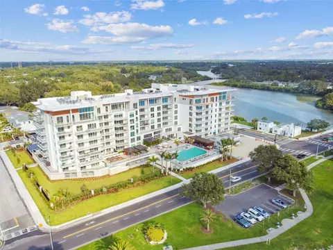 1020 Sunset Point Rd #707, Clearwater, FL 33755