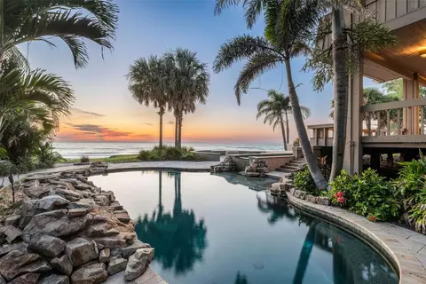 400 Gulf Blvd, Belleair Shore, FL 33786