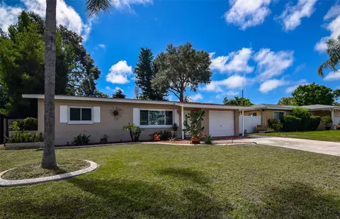 10248 63rd Ave, Seminole, FL 33772