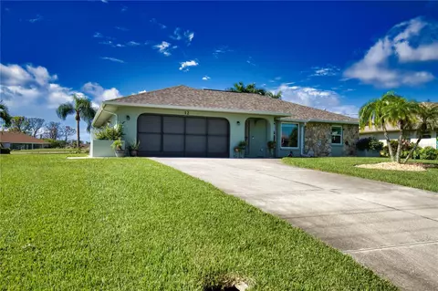 12 Pebble Beach Rd, Rotonda West, FL 33947
