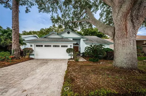 1715 Polo Club Dr, Tarpon Springs, FL 34689