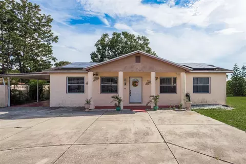 2436 Wishing Well Cir, Tampa, FL 33619