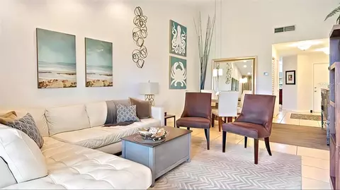 6191 Bahia Del Mar Blvd #205, Saint Petersburg, FL 33715