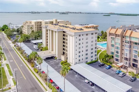 622 Edgewater Dr #225, Dunedin, FL 34698