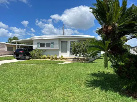 111 Independence Ave S #42, Palm Harbor, FL 34684