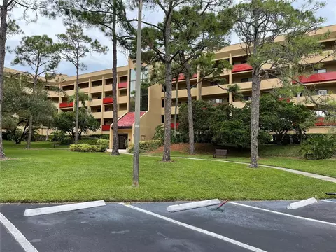 3078 Eastland Blvd #313, Clearwater, FL 33761
