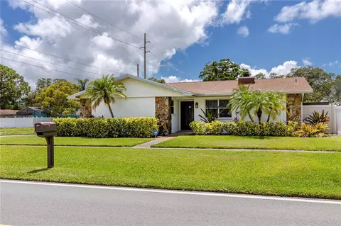 12646 Ridge Rd, Largo, FL 33778