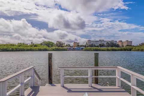 336 Boca Ciega Point Blvd S, Saint Petersburg, FL 33708