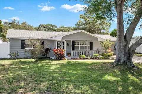941 Phyllis Ave, Largo, FL 33771