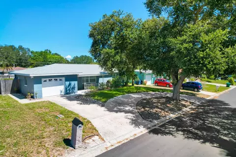 11399 119th Ter, Seminole, FL 33778