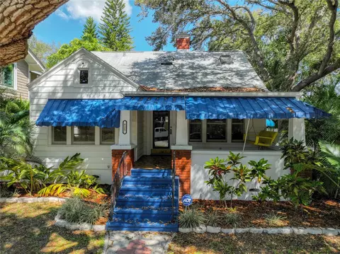 825 23rd Ave N, Saint Petersburg, FL 33704