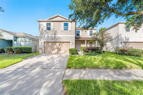 1305 Canyon Oaks Dr, Brandon, FL 33510