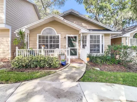 2352 Tallyho Ln, Palm Harbor, FL 34683