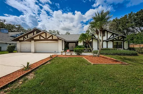 146 Barrington Dr, Brandon, FL 33511