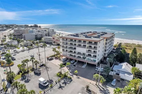 13000 Gulf Blvd #103, Madeira Beach, FL 33708