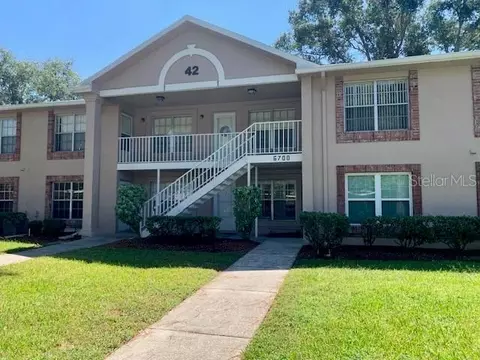 6700 Spring Flower Dr #15, New Port Richey, FL 34653