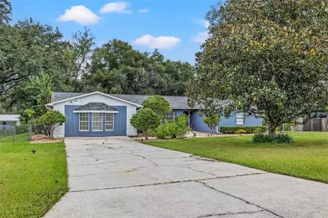 37441 Hickory Hill Ln, Dade City, FL 33525