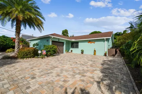 11625 Hamlin Blvd, Largo, FL 33774