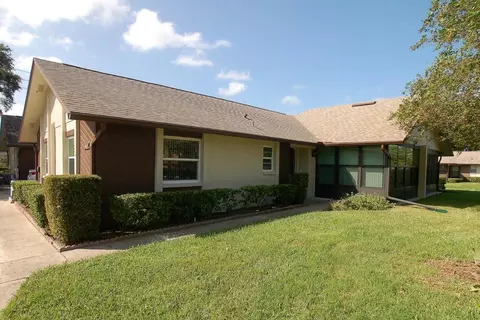 360 Berwick Ct, Dunedin, FL 34698