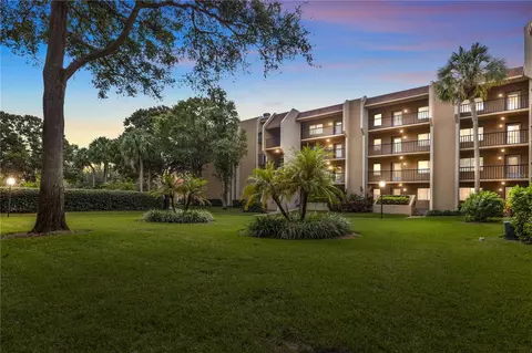 90 S Highland Ave #324, Tarpon Springs, FL 34689