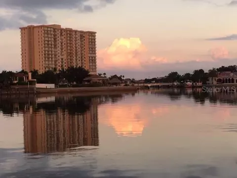 4900 Brittany Dr S #214, Saint Petersburg, FL 33715