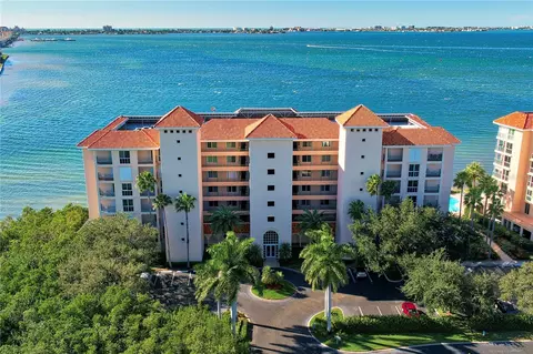 4830 Osprey Dr S #303, Saint Petersburg, FL 33711