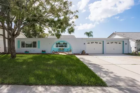 3611 Delta Pl, Holiday, FL 34691