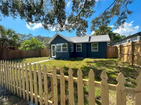 1935 43rd St S, Saint Petersburg, FL 33711