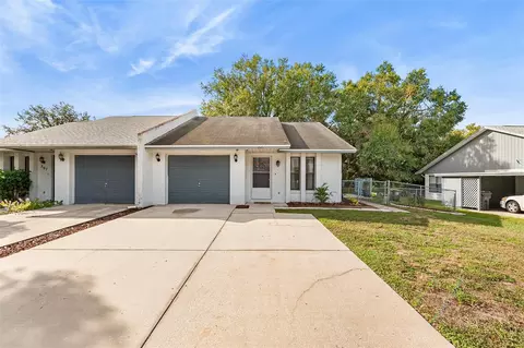 295 Granite Dr, Lakeland, FL 33809