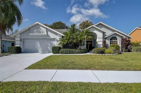 13617 Woodside Dr, Hudson, FL 34667