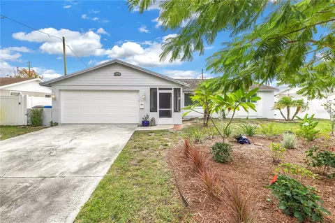 354 74th Ave NE, Saint Petersburg, FL 33702