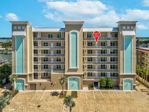 125 Island Way #604, Clearwater Beach, FL 33767