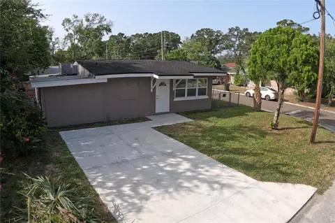 1021 15th Ave NW, Largo, FL 33770