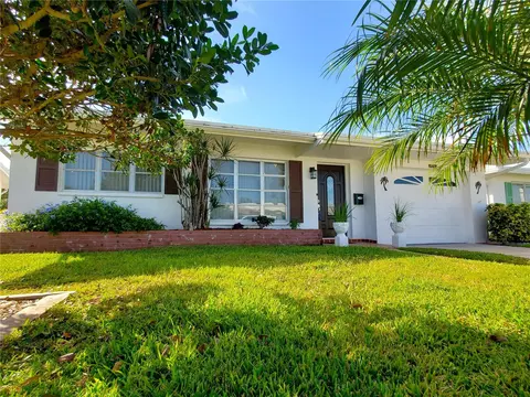 3650 101st Ave N #4, Pinellas Park, FL 33782