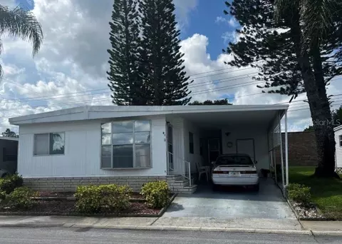 81 Red Oak Dr, Palm Harbor, FL 34684