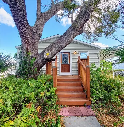 6580 Seminole Blvd #223, Seminole, FL 33772
