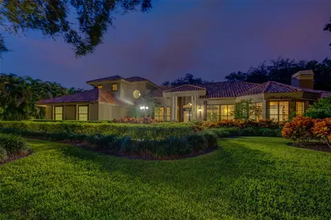 2147 Camden Way, Clearwater, FL 33759