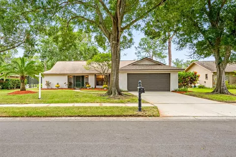 3519 Fairway Forest Dr, Palm Harbor, FL 34685