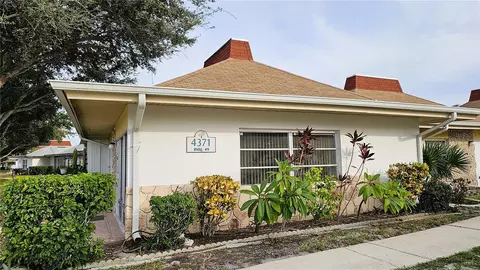 4371 Tahitian Gardens Cir #A, Holiday, FL 34691
