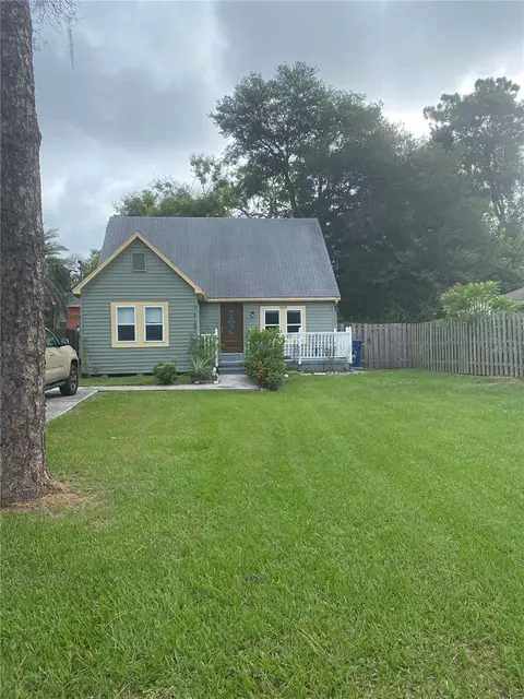 5809 N 15th St, Tampa, FL 33610