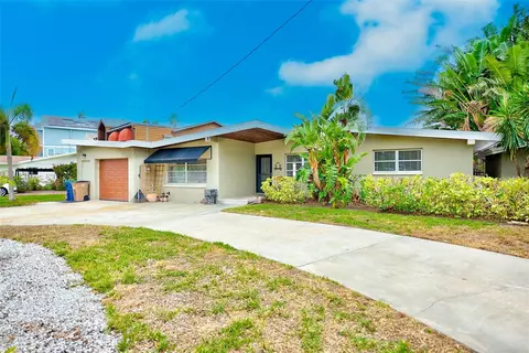 1109 Bay Pine Blvd, Indian Rocks Beach, FL 33785