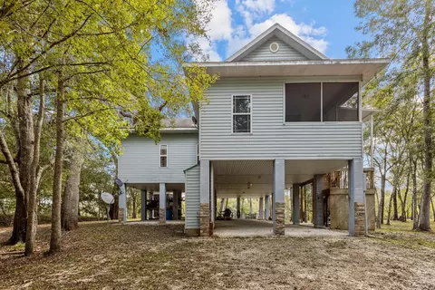 305 NE 937th Ave, Branford, FL 32008