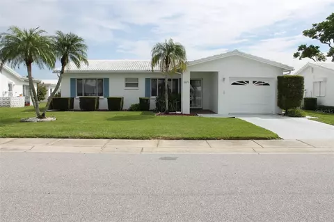 9225 41st St N, Pinellas Park, FL 33782