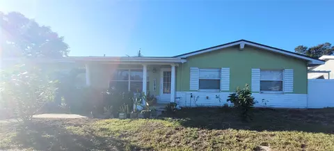 10536 127th Pl, Largo, FL 33773